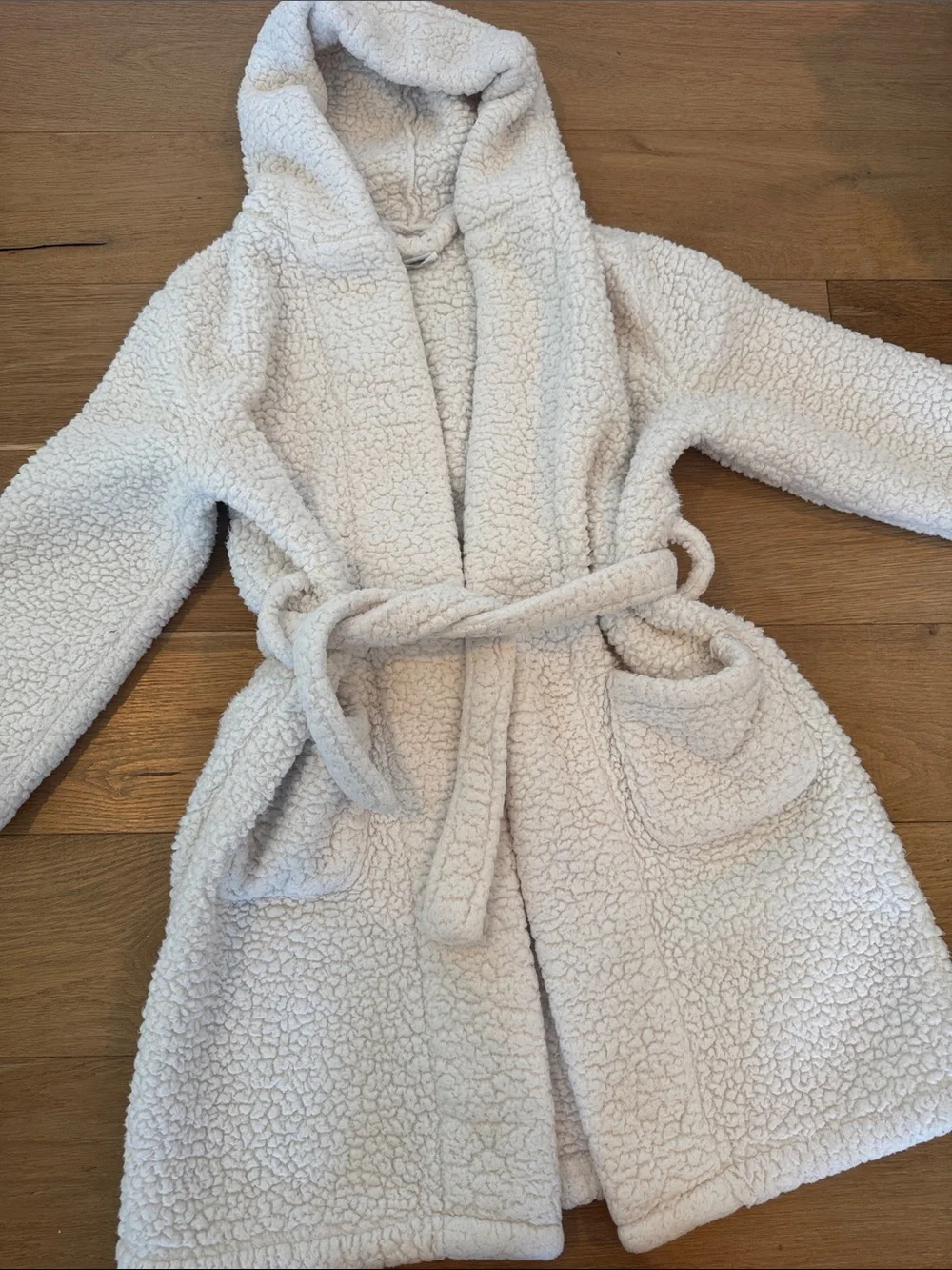 Pottery Barn Kids Cream Sherpa Hooded Robe